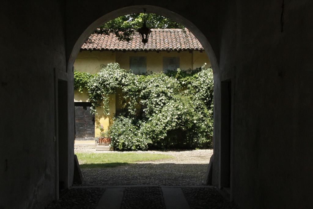 Borgo Archinto Apartment Robecco sul Naviglio Exterior foto