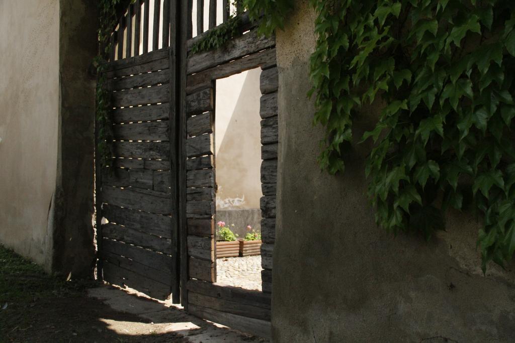 Borgo Archinto Apartment Robecco sul Naviglio Exterior foto